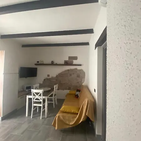 Orani Guest House *